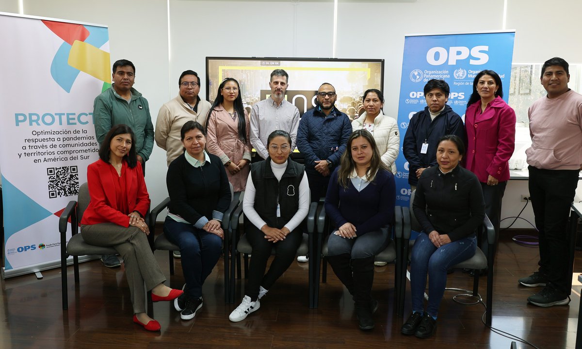 OPSOMSBolivia's tweet photo. Concluyó en La Paz el taller regional presencial del sistema de inteligencia epidémica #EIOS de la @opsoms, un paso clave para rastrear datos públicos y detectar brotes a tiempo con Inteligencia Artificial.🧵(1/2) https://t.co/2vTxwsx7tA