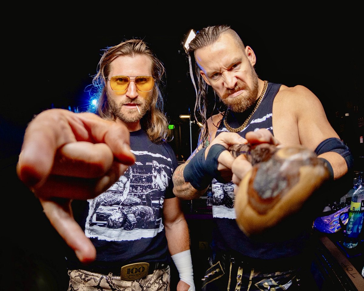 ClarkConnors's tweet photo. All Bark, All Bite 🦴🔥
#TheDogs #AEW https://t.co/LmTRI9wGYr