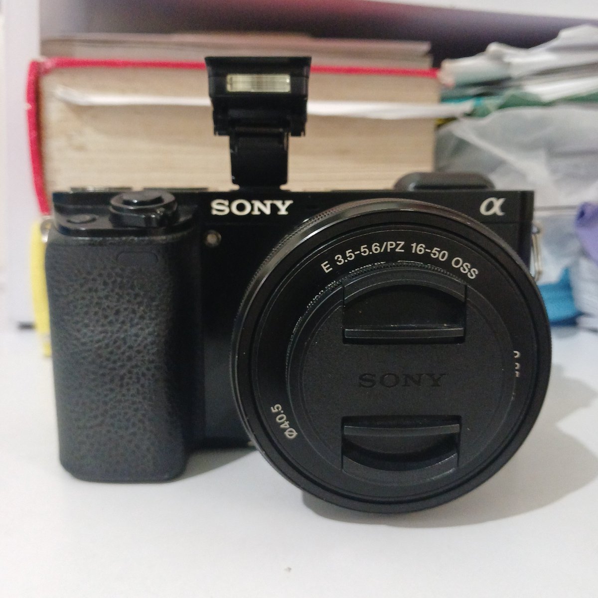 ontziee's tweet photo. Sony A6000 + Kit 16-50mm Fullset, SC 20K, Siap Pakai 5,5jt pemakaian pribadi yaa, jual karna jarang dipake
Hasil foto bisa diliat minat dm
#zonauang #wts #wtskamera #wtb #sonyalpha6000 #kamerasony https://t.co/xk8xMeXkN8