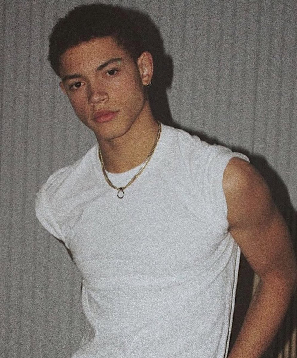 boyaesth98's tweet photo. Find your birthday twin,
ima start September 11 🖤
(COMMENT IT!) https://t.co/kDs628u12l