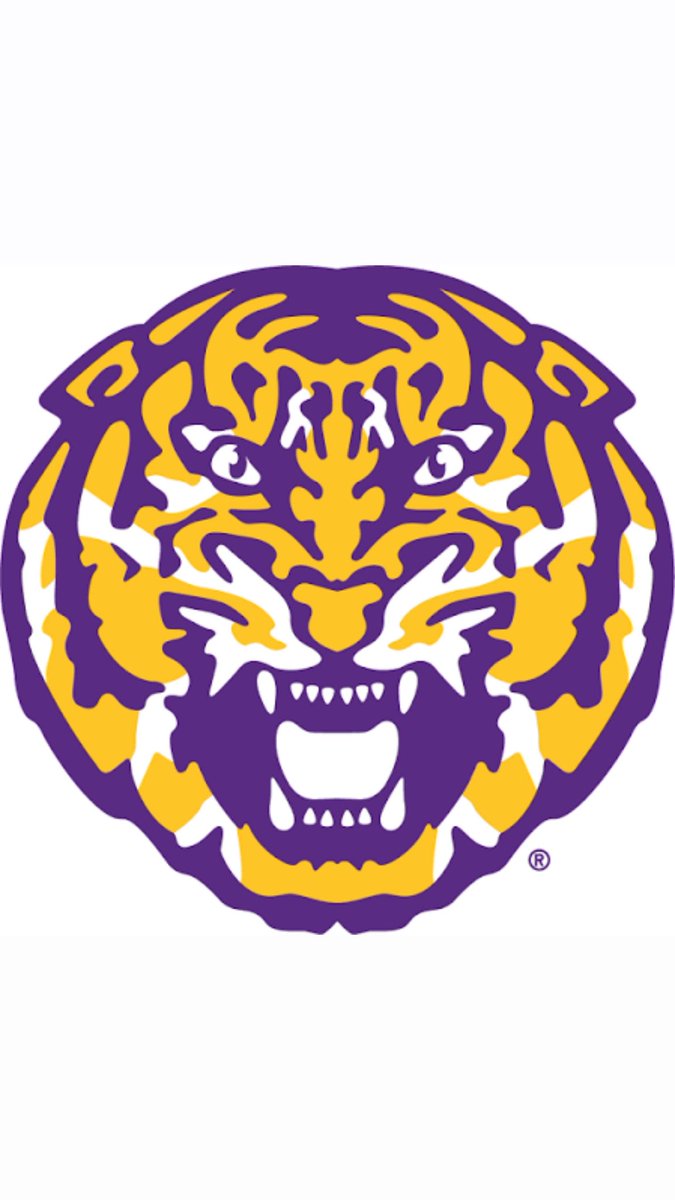 showclassed's tweet photo. Blessed to receive an offer from LSU!!!🟣🟡@coachfloyd33 @CoachHatchCCHS @CoachWilson54 @ChadSlade62 @CCHSfootbal @RecruitBigClay https://t.co/VLfnknoUPz