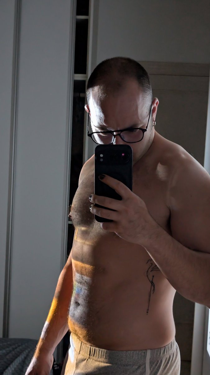 queerstianx's tweet photo. hey! https://t.co/sPoe1la84H