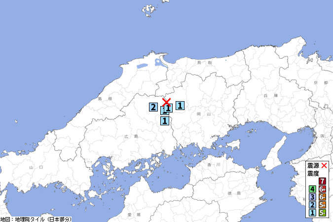 p2pquake's tweet photo. 【地震情報】06/16 07:22頃 震度2 広島県北部(深さ約10km、M3.3) 津波の心配なし [震度2]広島県庄原市 [震度1]広島県神石高原町、岡山県新見市  https://t.co/qxeK9T5TyQ https://t.co/49nixSFqk0