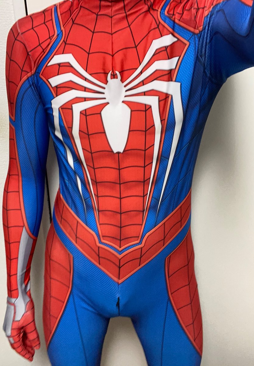 ztmd2's tweet photo. 他の方が着用してるサム・ライミ版スパイディを見て、自分の魅力のなさに嘆いている😨 https://t.co/UI8TaKy6fW