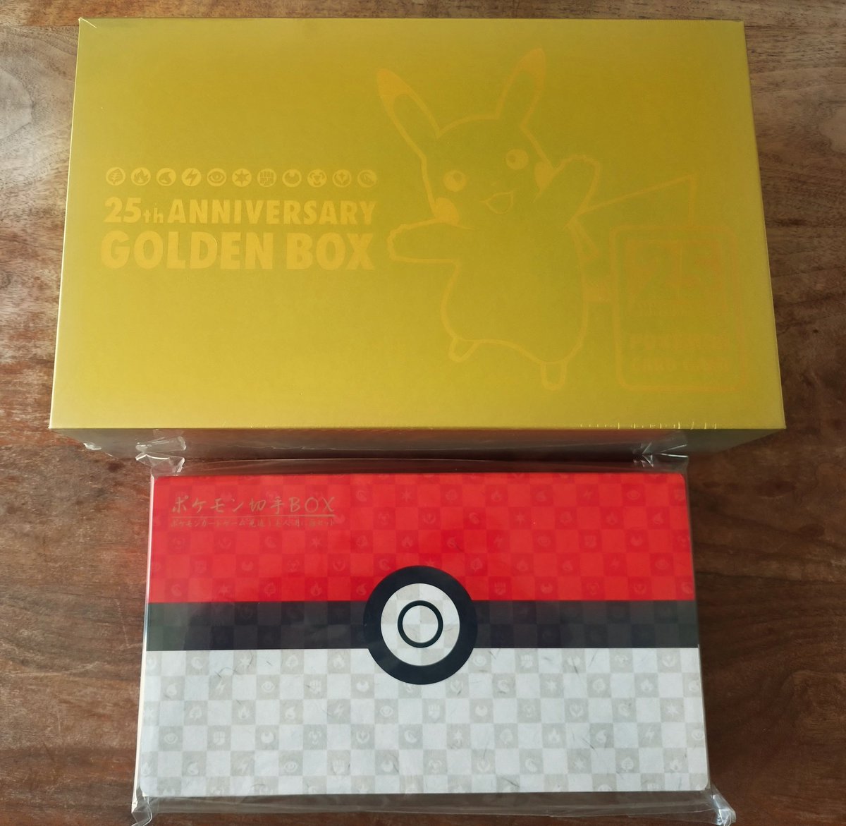 SoccerCardTrade's tweet photo. 相互フォローの方で、ポケカの収集をされている方はいませんでしょうか？

2022年〜2024年6月頃まで、ポケカオンラインを中心にポチポチし、未開封で保管していました😙

引越しを検討していて、荷物整理を進めるため、売却を考えています🤔
相場買取いただける方がいましたら、DMをお願いいたします！ https://t.co/BAhn6eh5oU