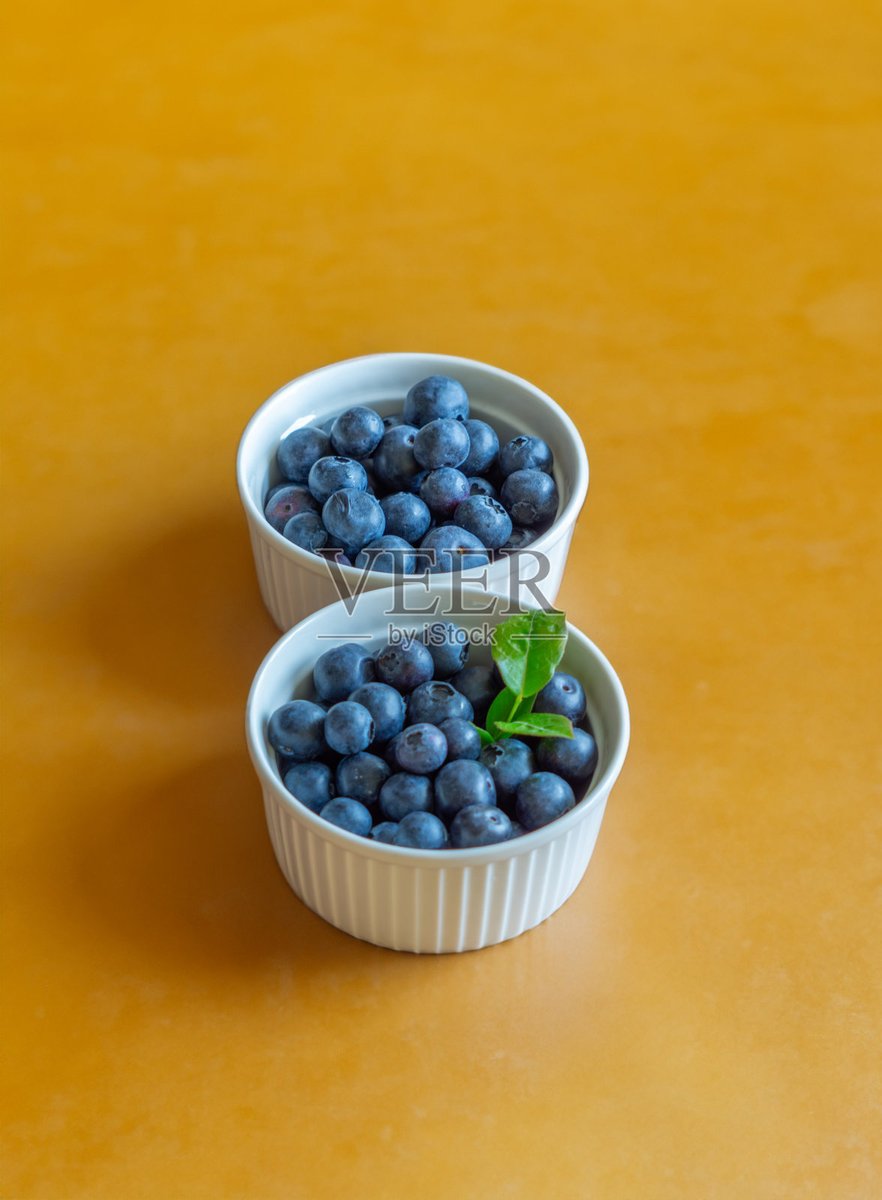 SimonX90's tweet photo. Just tried the new organic blueberries from the local farm! Plump, sweet-tart, and bursting with juice—no weird aftertaste, perfect for morning oatmeal or snacking. 10/10 would recommend! https://t.co/buxhhv4bkY