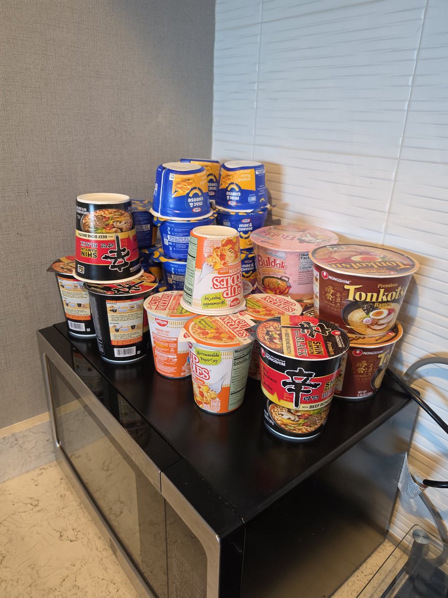 Qrockpot tweet media