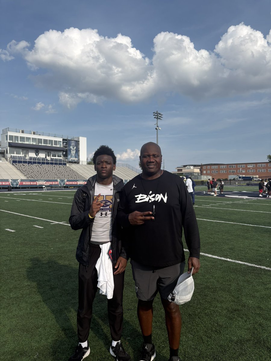 c_coop10's tweet photo. After a great camp performance and conversation with @tmorris301 I am extremely blessed to have earned an offer from Howard University !!!!!!   @CoachBMartin_  @Allstarrayy @BryEvans_1 @FTRreport @CoachThomas_14 @HUBISONFOOTBALL https://t.co/rVcJMe4H0V