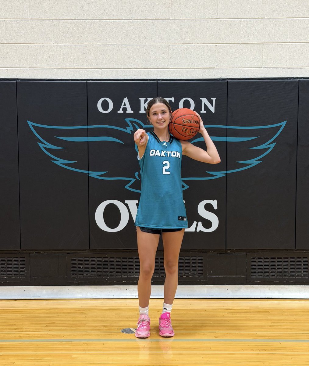 kaitlyndavis24's tweet photo. After a great visit at Oakton College I’m blessed to receive an offer to continue my academic and athletic career! Thank you for the amazing opportunity 🩵🖤 https://t.co/lSWr4rVdXN