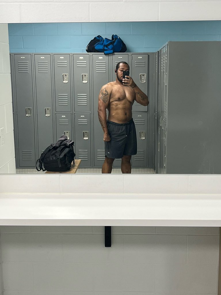 SmarttGuy92's tweet photo. Post workout pics
Chest day โ
๐ช๐ฟ๐ฅ๐ฅ๐ฅ๐ฅ๐ฅ
#chestday
#gym
#gympics
#gymprogress
#gymmotivation
#fyp https://t.co/sk01cZon1U