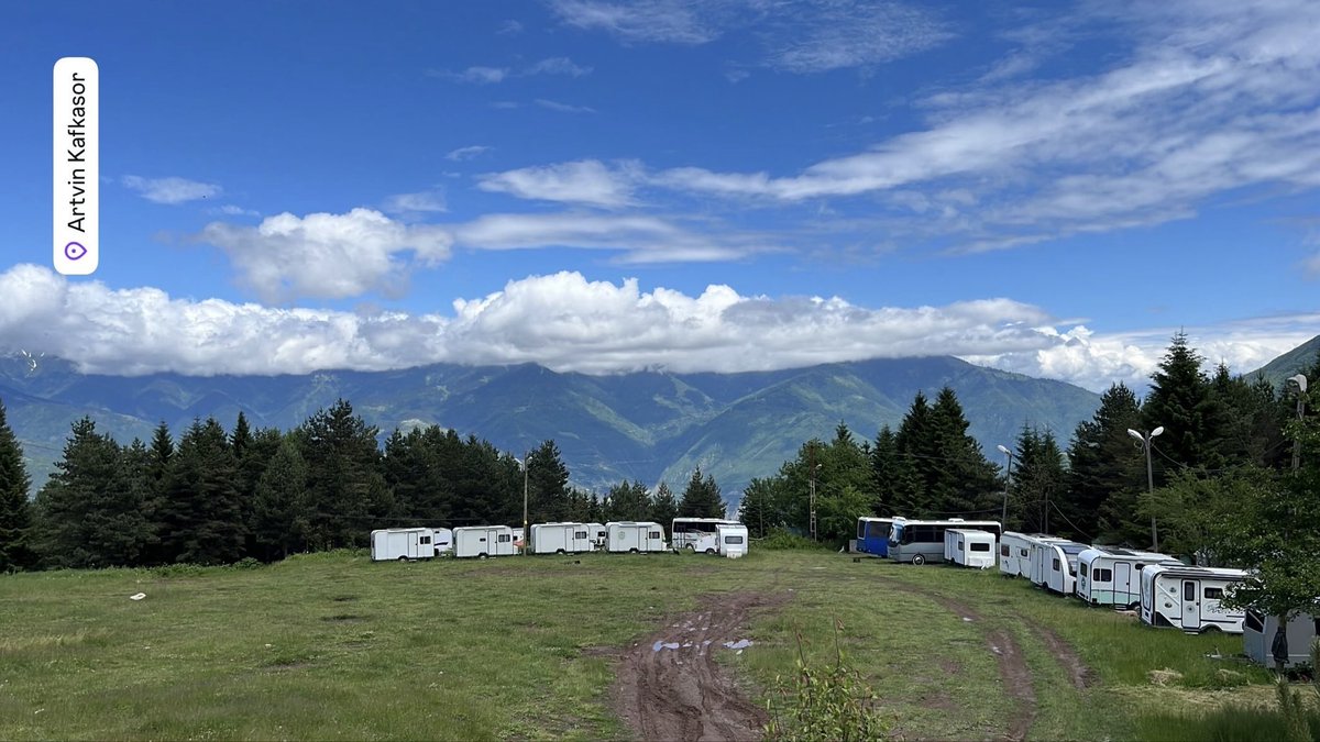 campaell's tweet photo. Selam selam
#kafkasör #artvin https://t.co/6bNxmOVk61