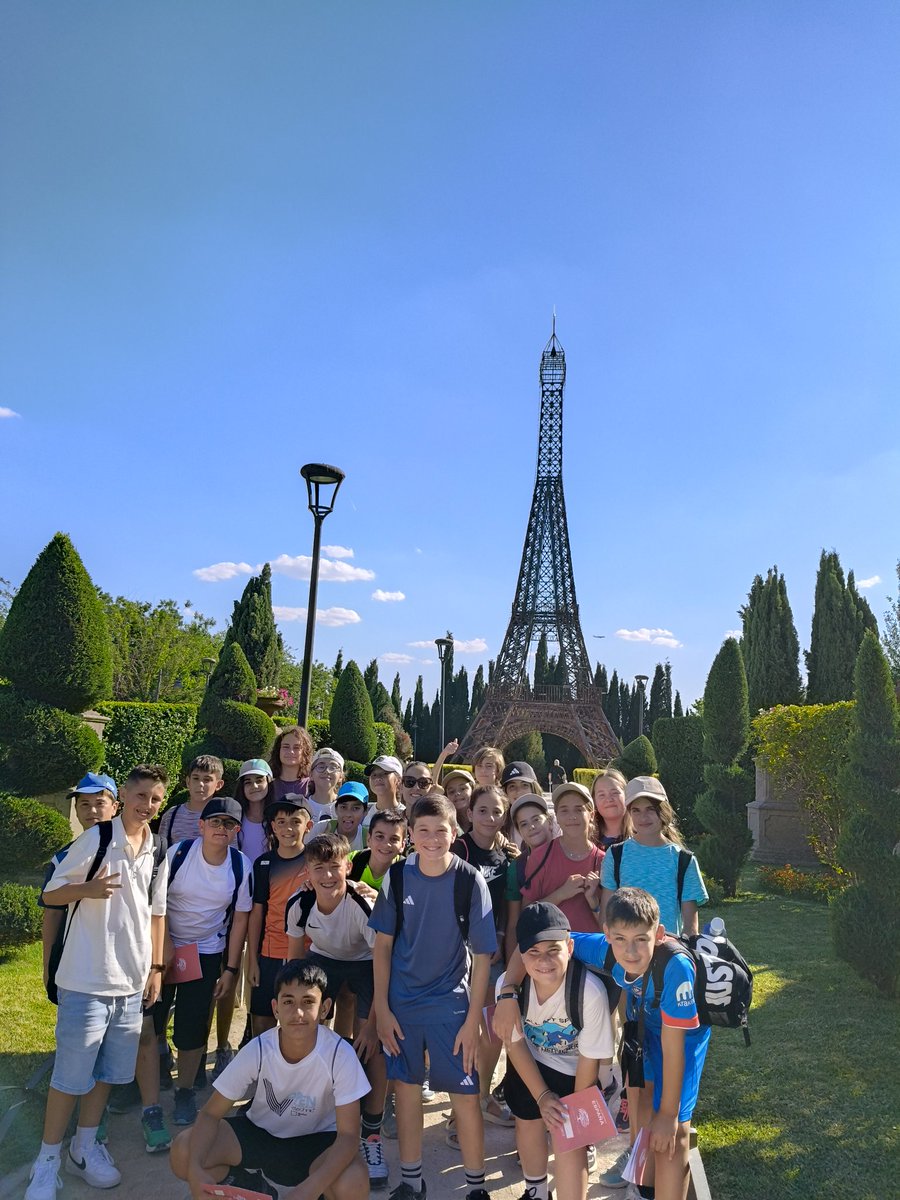 SAFAAlcala's tweet photo. 🎒 UNA AVENTURA INOLVIDABLE #ViajeDeEstudios #EnPrimariaSAFA‼️

➡️ Nuestro alumnado 6° EP ha regresado de su viaje de estudios, ¡y no podemos estar más orgullosos y felices de lo bien que lo han pasado! 

👉 Han sido unos días de aprendizaje, diversión y convivencia 🌟 https://t.co/HPJviDeO2v