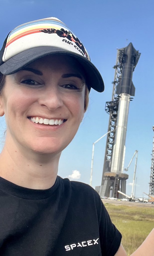 Space Chick Jen 👩🏻🚀 tweet media
