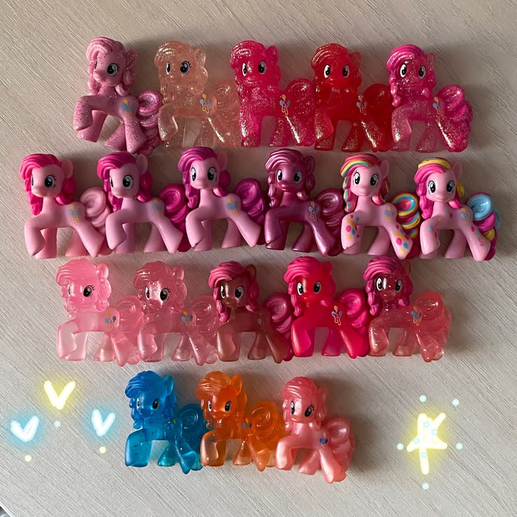 madeofcandyy's tweet photo. Upgraded pinkie chart. Tag yourself!!!!11!!1 https://t.co/udFC2T7OJC