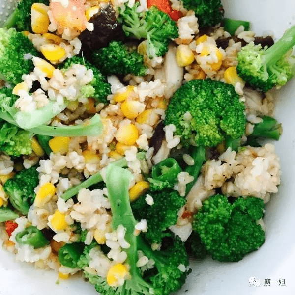 LEBEL9's tweet photo. Fresh seasonal veggies and organic eggs restocked!  Perfect for this weekend’s home-cooked meals. Shop now  [link] https://t.co/tsRtNC5XCq