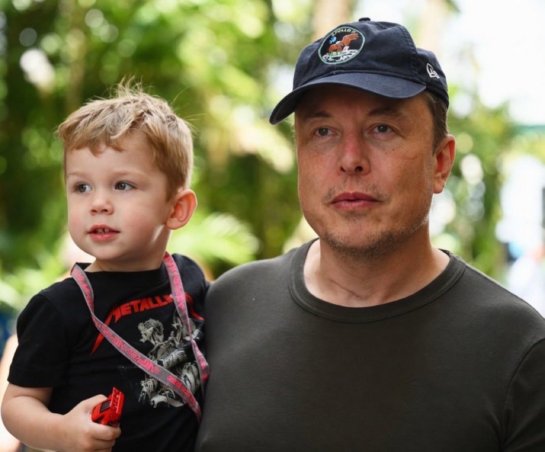 Velar2026's tweet photo. As a good human being, does Elon Musk's trillionaire status bother you? https://t.co/LQc1dOF94K