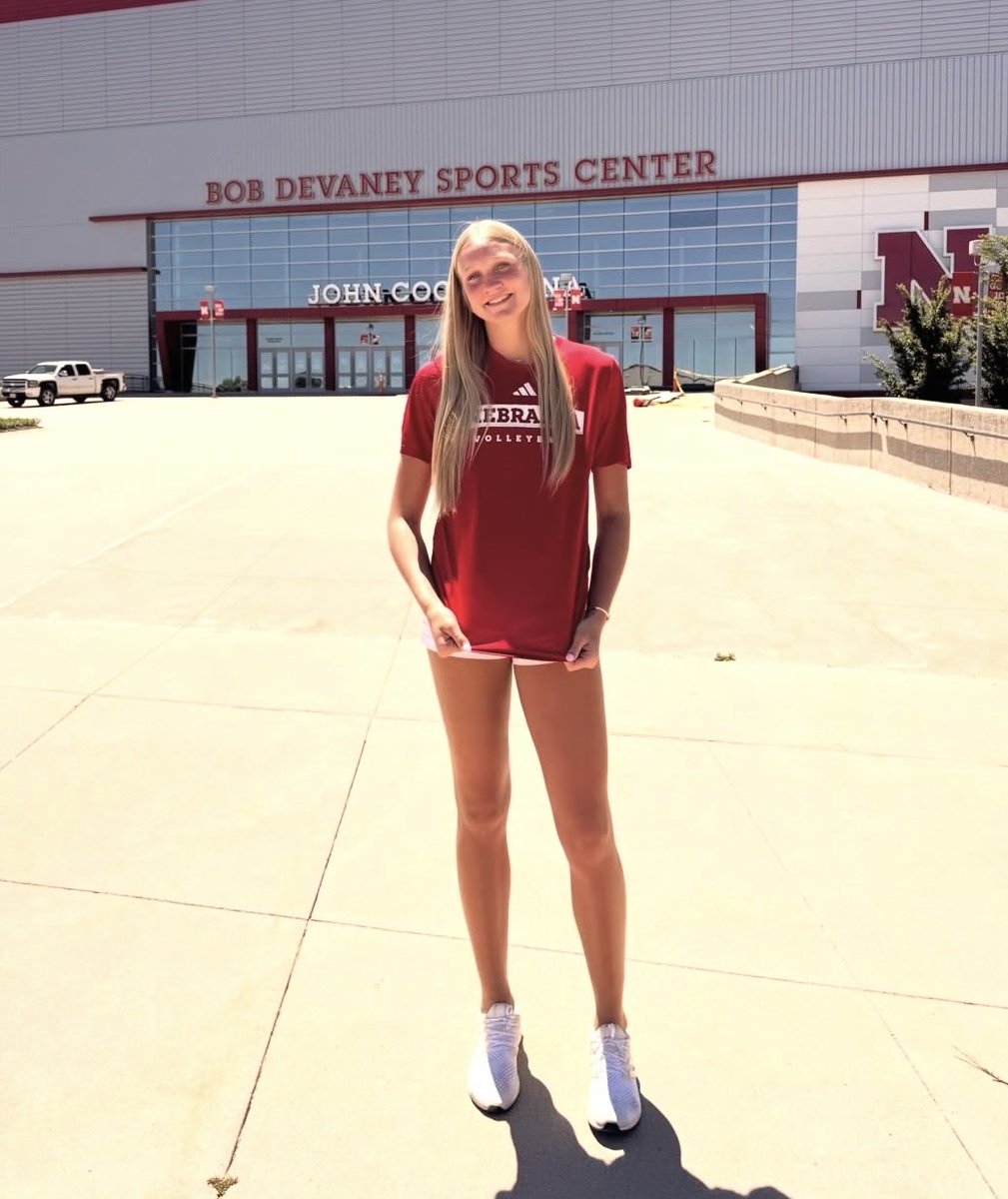 LilRedVolley's tweet photo. SHE IS STAYING HOME‼️‼️❤️🫶

Shayla Rautenburg out of Milford is staying in Nebraska for her collegiate volleyball career. This girl is going to be incredible❤️ https://t.co/auRPxqQ3Rd