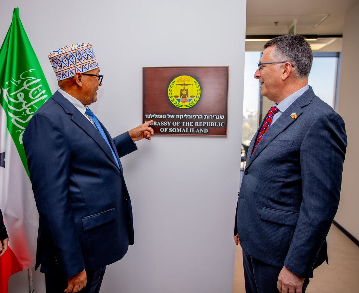 SLMoEM's tweet photo. President Abdirahman Mohamed Abdillahi (Cirro) officially inaugurated Somaliland’s first Embassy in Jerusalem, marking a historic milestone in Somaliland–Israel relations.  #Somaliland #Israel #Jerusalem #PresidentCirro #Diplomacy #Somalilandpeace. https://t.co/rukRECCSe2