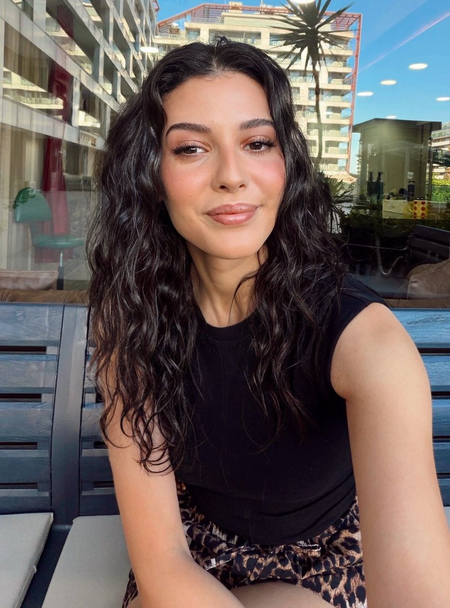 latifamks's tweet photo. @Bidizimesele #MahassineMerabet 👑✨️❤️ https://t.co/ubtIU1ndG8