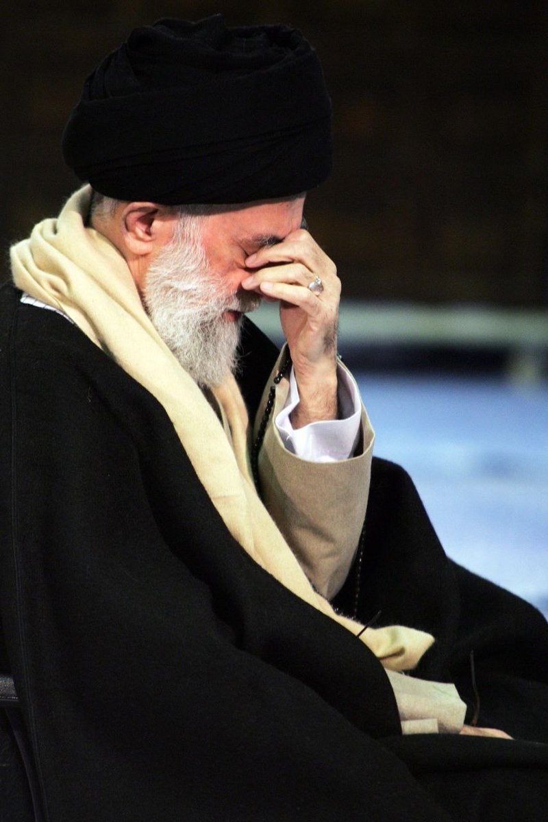 M__GH818's tweet photo. خودت حسینی بودی
ما را حسینی بار آوردی؛
و حسینی رفتی.💔 https://t.co/Gz3tsVZaNY