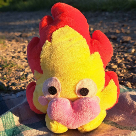 traubenbecher's tweet photo. idk if I ever posted the Calcifer plush I made on here but I took some pretty nice pics today + the infinite white void https://t.co/GC6KjqZqQi