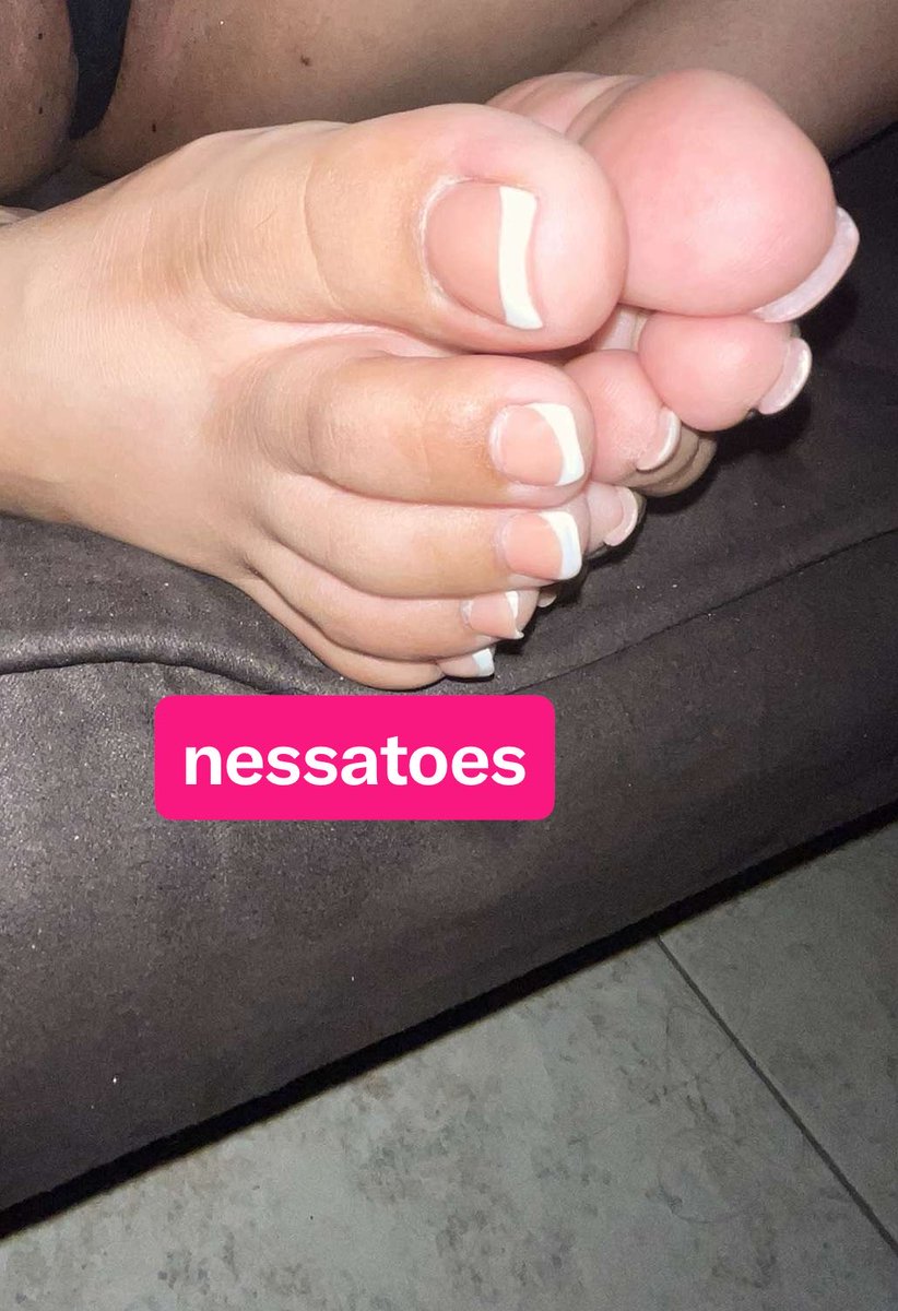 nessabae tweet media