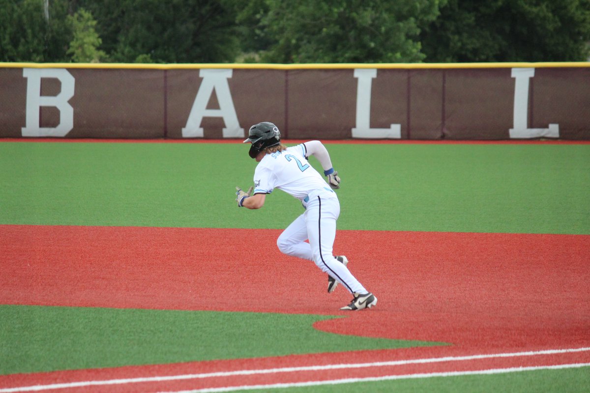 JZSummers8510's tweet photo. Always good to get some time on the weekends to get on the diamond. Love getting to opportunity to play with and against some of the best in the region. @ARPROSPECTS @GBock24 @BHornetAthletes https://t.co/mvIzx4l2aw