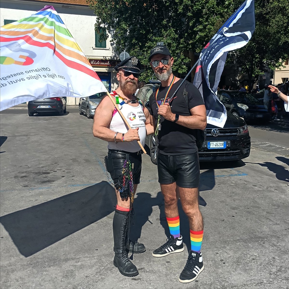 LeatherCode's tweet photo. Toscana Pride a Grosseto ! https://t.co/vqaBeMzVRO
