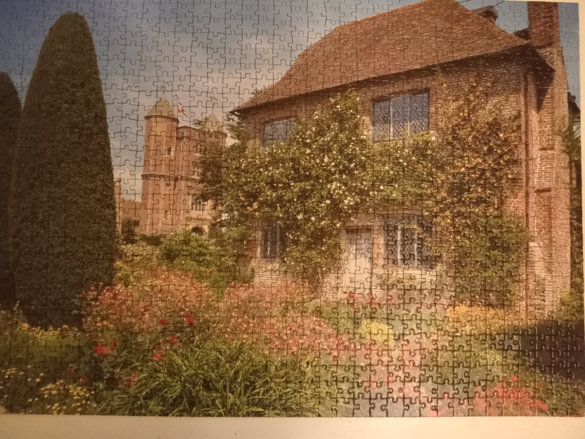 Valkeith12's tweet photo. Another ravensburger finished, enjoyed this one https://t.co/3dq9ITE0nf
