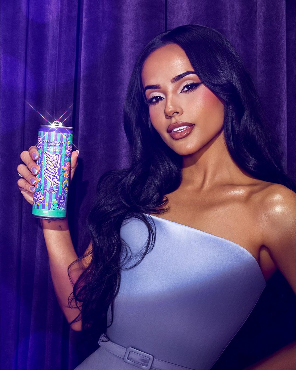 beckygchanel_'s tweet photo. Becky for Alani nutrition 💜 • @iambeckyg https://t.co/xKROWp2yqd