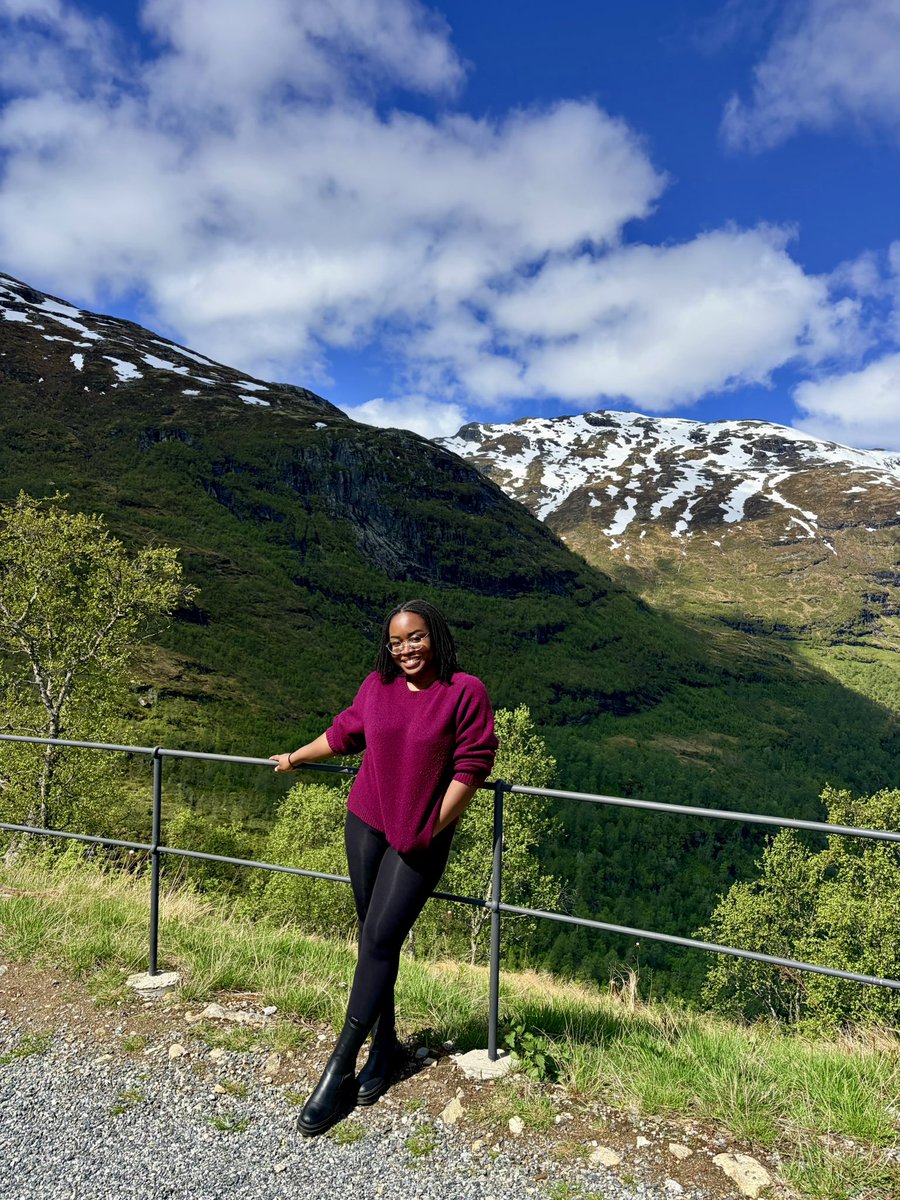 queenie__n's tweet photo. LLB, BL 🇳🇬
LLM 🇳🇬
MSc, Distinction (Commonwealth Scholar) 🇬🇧
MA, Merit (ESRC Scholar) 🇬🇧
PhD (ESRC Scholar) 🇬🇧
Higher Education Awards (AFHEA, Horizon) 🇬🇧
Fully Funded Research Scholarships in 🇨🇦 🇳🇴 🇸🇪
University Graduate School Scholar 🇬🇧

6 degrees, 7 scholarships https://t.co/yA8yAn4zNM