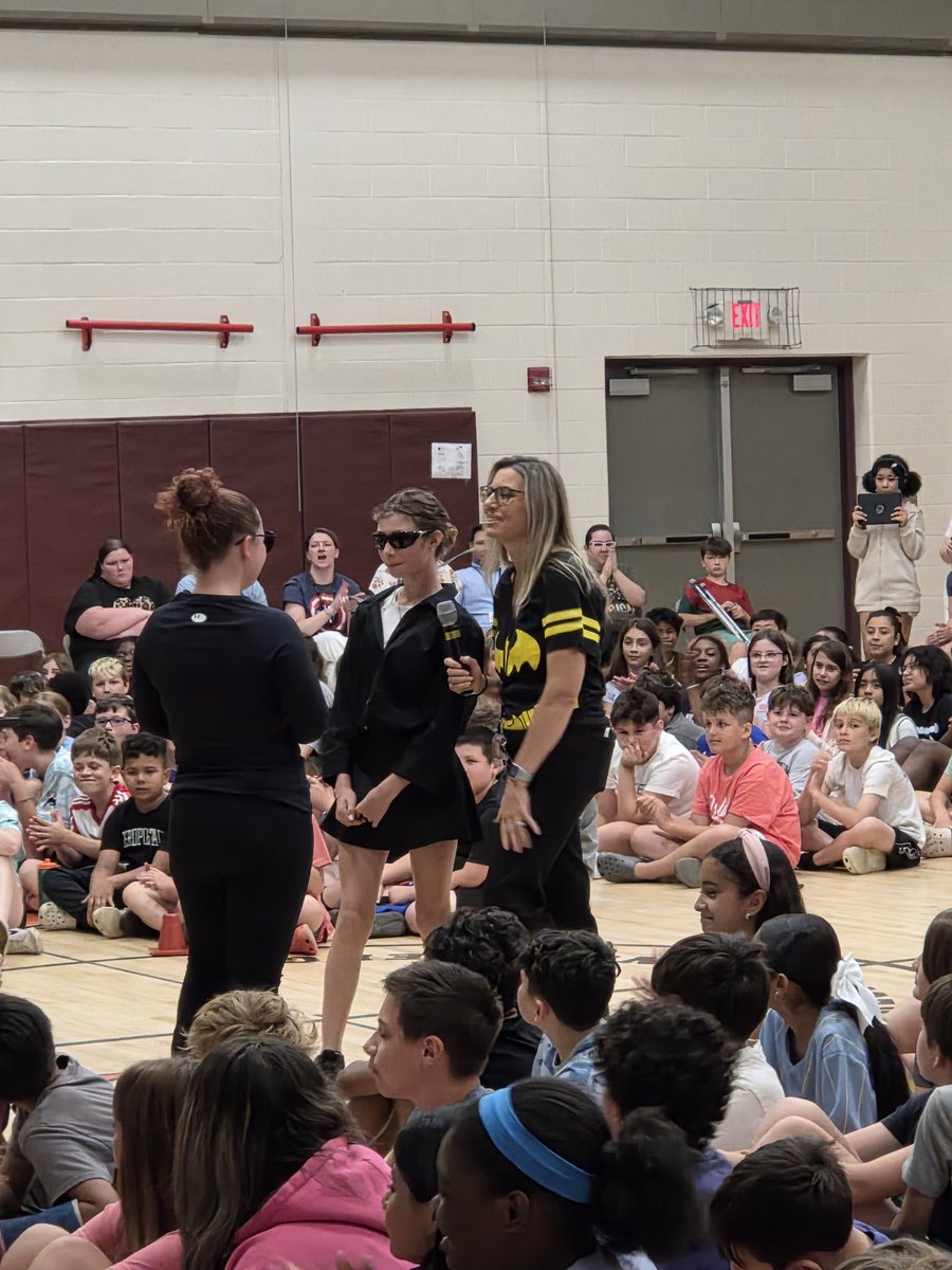 MrsCooper45's tweet photo. Superhero 🦹Dr. Saxton and 🦹‍♀️Mrs. Lane and their security detail for today's Energy Bus Assembly!!! It's serious business to guard our TEAM MISSION POSSIBLE!!!🙌❤️ https://t.co/1Ls8y4OxcF