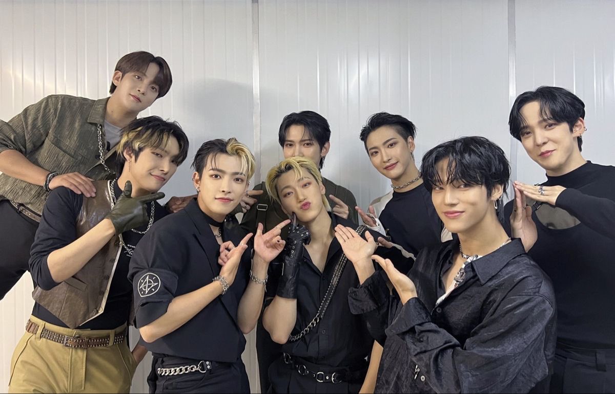 N01LIKEMII's tweet photo. ATEEZ as the descendants of greek mythology. 

a thread 🧵 https://t.co/3H9gQptW9e