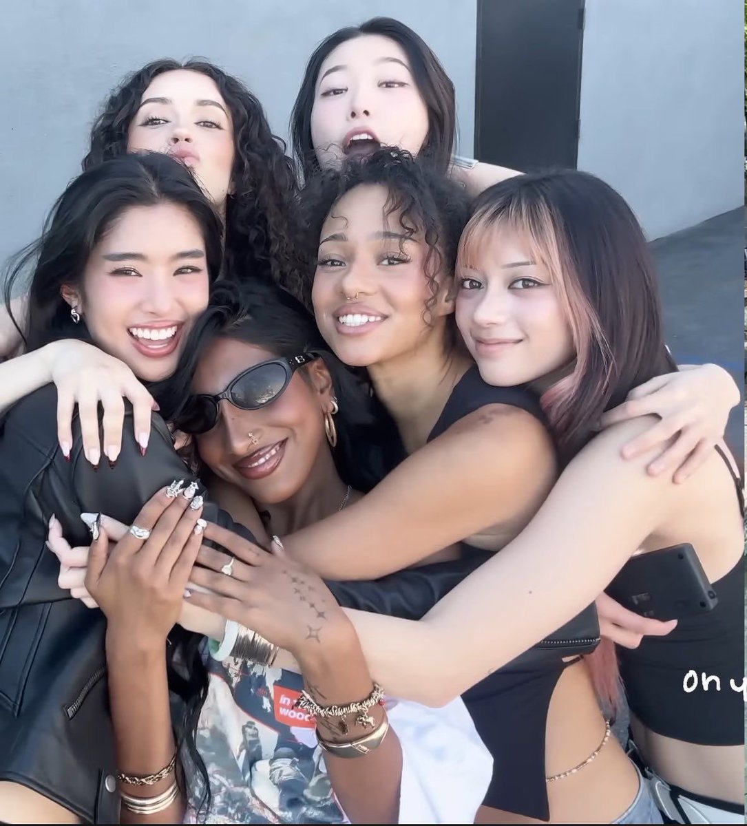 cass | ot6 tweet media