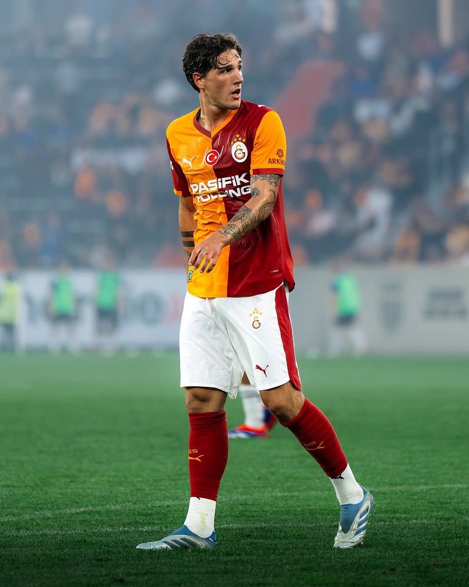 Galatasaray FR 🇫🇷 tweet media