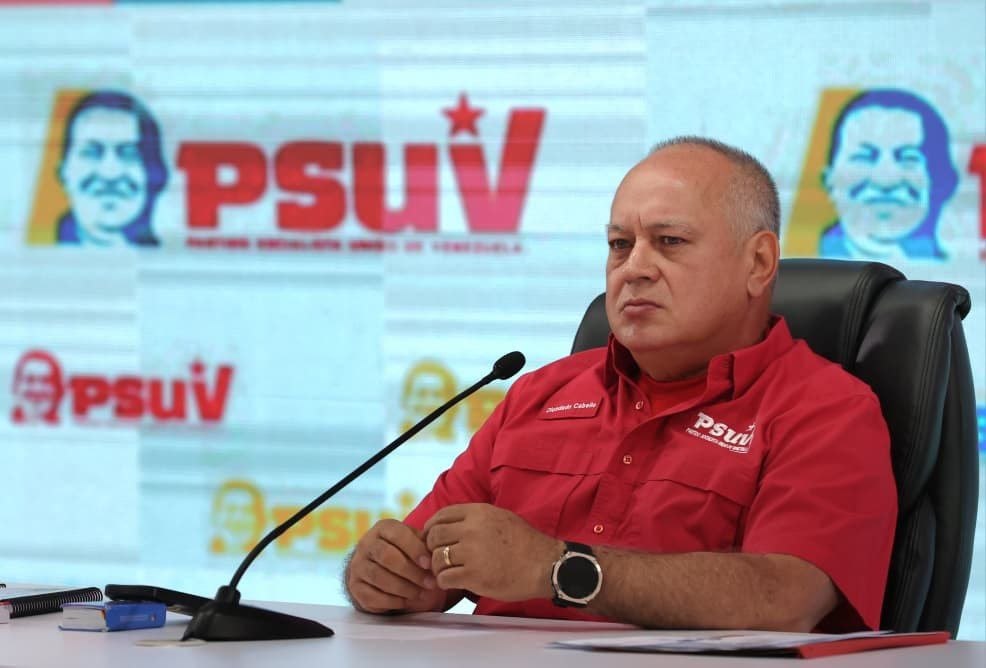 ConElMazoDando's tweet photo. #ChávezPorSiempreChávez https://t.co/oKHDOP0mRP