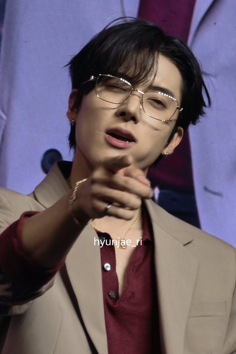 hyunjae_ri's tweet photo. 260613 E:ternity 상하이

#ERIC #에릭 #THEBOYZ #더보이즈
#エリック @EricSohn_S2 https://t.co/xbajyg6Tv6