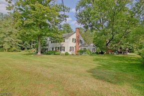 njestates8's tweet photo. Weichert, Warren, NJ 908-757-7780   https://t.co/GZtPxQjqeg
Nancy Adams REALTOR Cell 848-702-0888 https://t.co/VIYHCfwGfS
1000s No/Cent NJ Homes https://t.co/8D8B8vSXzx
(23) NJ Estates Groups https://t.co/fuT9ZRfh7i
Bernardsville, NJ.  https://t.co/rfNNH3j5l3 https://t.co/daFbkVMLj7