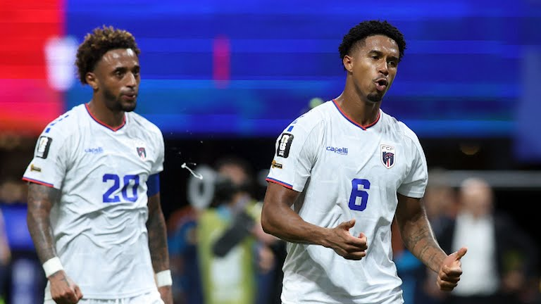 FootballFeedHub's tweet photo. Spain: 22 shots. 🎯
Cape Verde: 1 point. 💙🦈
History doesn't ask how.

🇪🇸 0-0 🇨🇻

🧤 Vozinha masterclass.
🌍 First World Cup match.
⭐ First World Cup point.
📖 History made in Atlanta.

#WorldCup2026 #FIFAWorldCup #ESPCPV #CapeVerde #BlueSharks #Spain #LaRoja https://t.co/BZBpFxwhlY