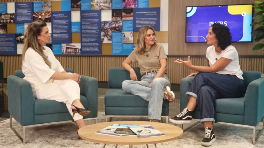 PUCRS's tweet photo. Egressa da PUCRS compartilha trajetória de reinvenção profissional em episódio da série "Inesperadas"

A série, que possui a parceria da Universidade,  reúne histórias reais de mulheres que encontraram novos caminhos, enfrentaram desafios e transformaram suas trajetórias a partir de escolhas, recomeços e descobertas. 

Saiba mais: https://t.co/gWteHHaaJx