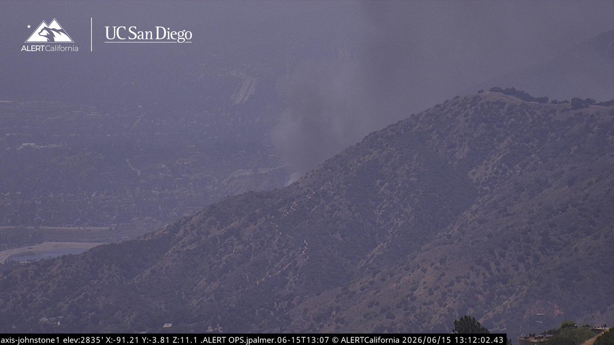 DanielFireTruck's tweet photo. New Brush Fire Fish Canyon Road, Azusa, Los Angeles County.
Large Column is currently showing on Cams.
LACoFD Copter 11, 21, Helitanker 55 is being Dispatched.
#RubyFire https://t.co/89fF7OnXrE