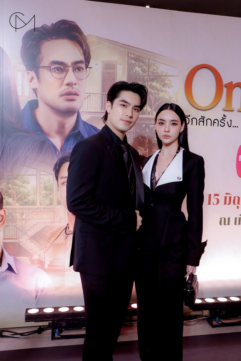 CM2Connect's tweet photo. “เอม - มุกดา” ช่วงเดินพรมในงาน Gala ละครเวที “Once Again อีกสักครั้ง ยิ่งเจ็บ ยิ่งจำ ยิ่งรัก”

#aimmsanpetch #เอมสรรเพชญ์
#มุกดานรินทร์รักษ์ #mookdanarinrak
#ONCEAGAINGalaNight
#ONCEAGAIN #อีกสักครั้ง https://t.co/7icuV7P4ky