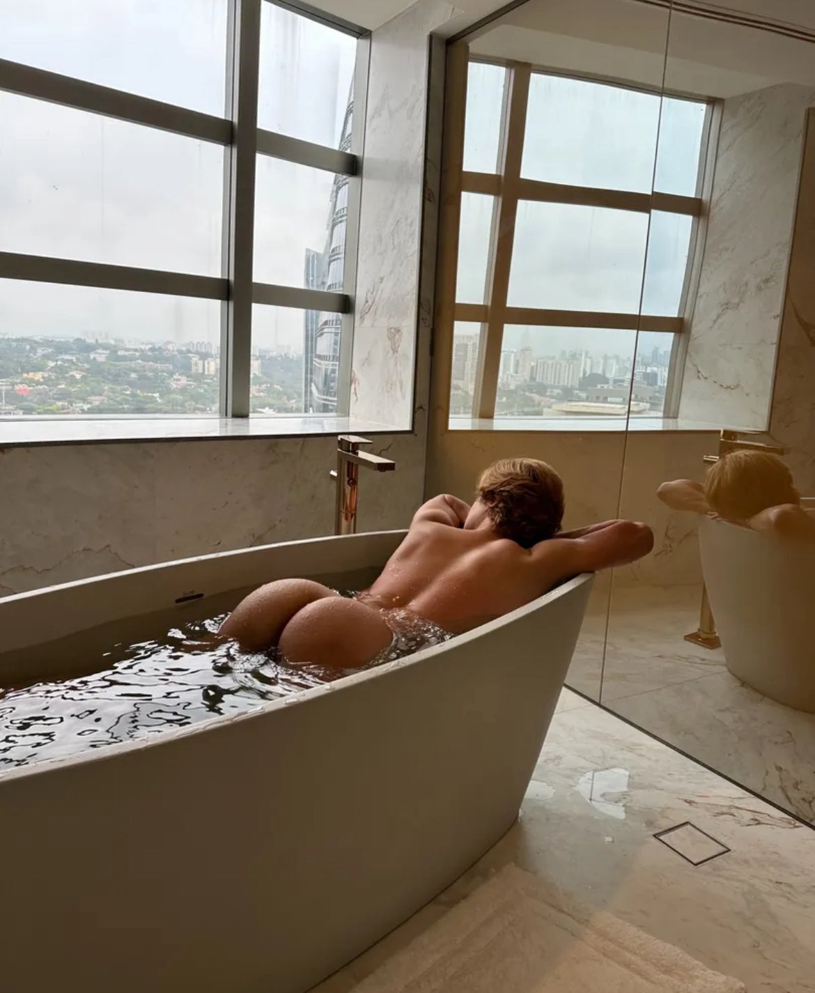 1 pic. 🫠🙈 https://t.co/KAM2rM884i