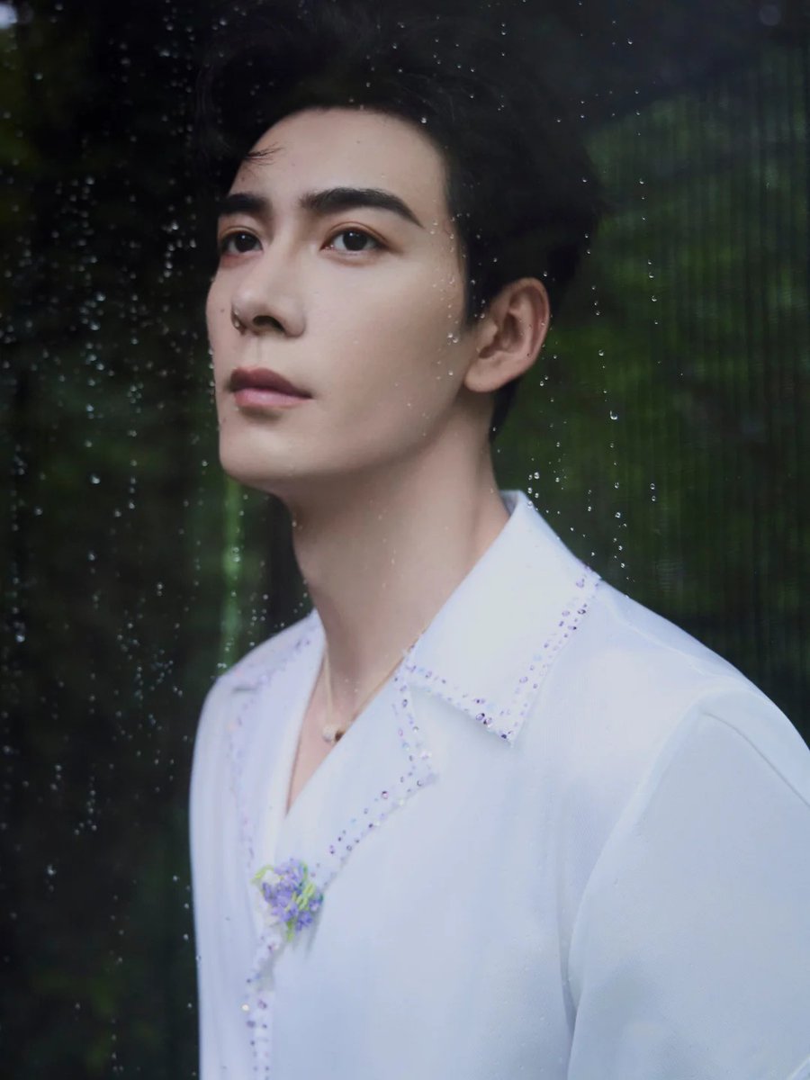 euanorasetr's tweet photo. Chen Xingxu studio update 26.06.15
Outfit Of The Day for Celebrating Tmall Global's 10th Anniversary
#ChenXingxu🍊#陈星旭 #เฉินซิงซวี่
Cr: CXX Studio https://t.co/qm0cOovIa8