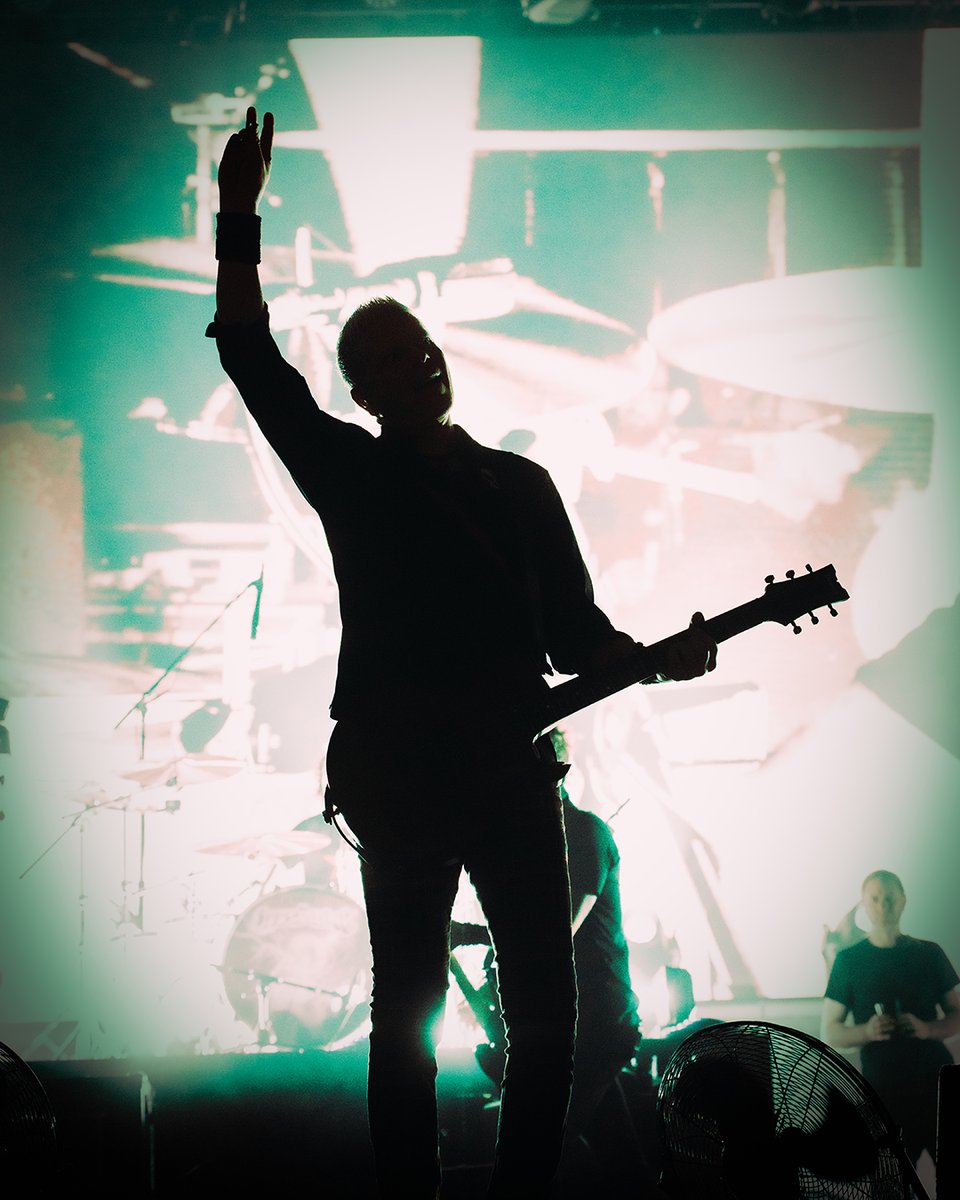 offspring tweet picture