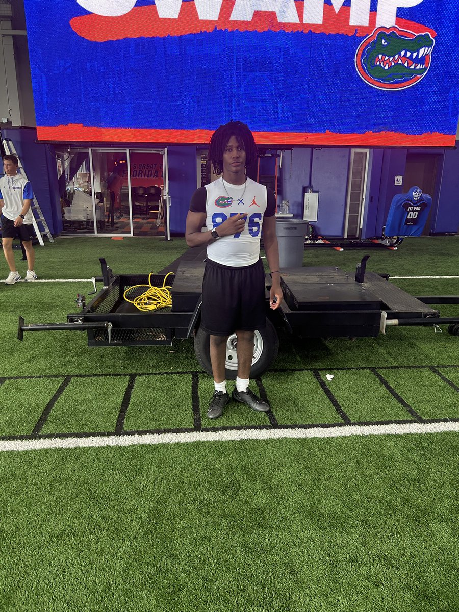 PerryKamya52984's tweet photo. Had a great time at the UF camp @PrepRedzoneFL @GatorsFB @Coach__Reese @TerrenceHead_ @CoachBamHardmon https://t.co/02BM6QqYir
