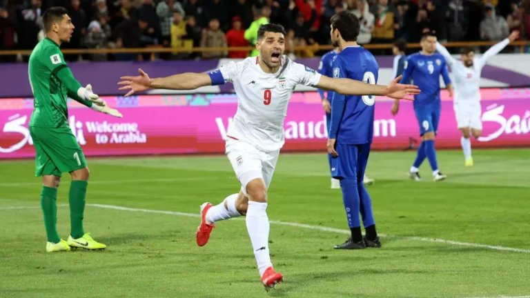 teleSURtv's tweet photo. 🚨 Capitán iraní denuncia trabas de EE.UU. para el Mundial 2026.
Mehdi Taremi criticó las restricciones de visado y logística impuestas por EE.UU. para el Mundial, afectando a equipos y árbitros. Afirma que estas medidas "socavan el mensaje de paz de la FIFA".

 ¿Debe el deporte estar por encima de las políticas migratorias?

https://t.co/irM1617X5h

#Irán #EEUU #Mundial2026 #Fútbol #Geopolítica #teleSUR