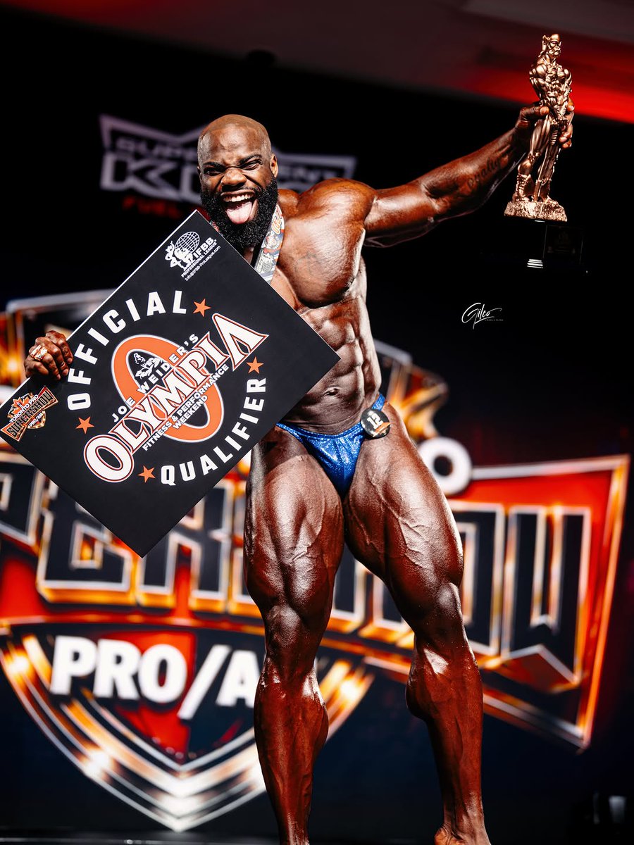 FITNESSANDBODY3's tweet photo. 2026 Toronto Pro IFBB Bodybuilding Champ!

Athlete: @quintbeastwood
Photos by @gillproductions 

LEARN MORE AT ABOUT: https://t.co/50irfLOfUP 

#olympia #mrolympia #mrolympiallc #cbum #cbumfitness #fibo #bodybuilding #openbodybuilding #musclebuilding #fitnessmotivation #fitness https://t.co/QLuZPNsPQ9