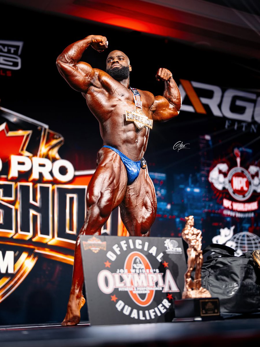 FITNESSANDBODY3's tweet photo. 2026 Toronto Pro IFBB Bodybuilding Champ!

Athlete: @quintbeastwood
Photos by @gillproductions 

LEARN MORE AT ABOUT: https://t.co/50irfLOfUP 

#olympia #mrolympia #mrolympiallc #cbum #cbumfitness #fibo #bodybuilding #openbodybuilding #musclebuilding #fitnessmotivation #fitness https://t.co/QLuZPNsPQ9