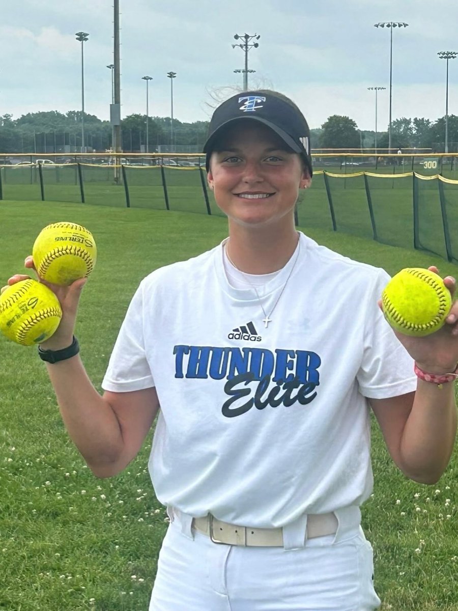 khylee_beer's tweet photo. What a weekend!! Punched our ticket to nationals. Our team went 7-0 this weekend and finished as Laser Summer Alliance Qualifier Co-Champions, earning our Alliance bid! I had an amazing weekend batting a .529 BA and .526 OBP for the weekend and 3 home runs!! @TE_Steiner https://t.co/ydxbXqC3WQ